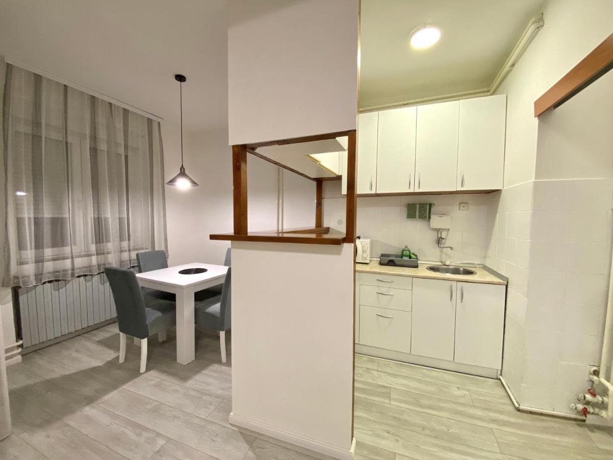 Grand Royal Apartment Belgrade Luaran gambar